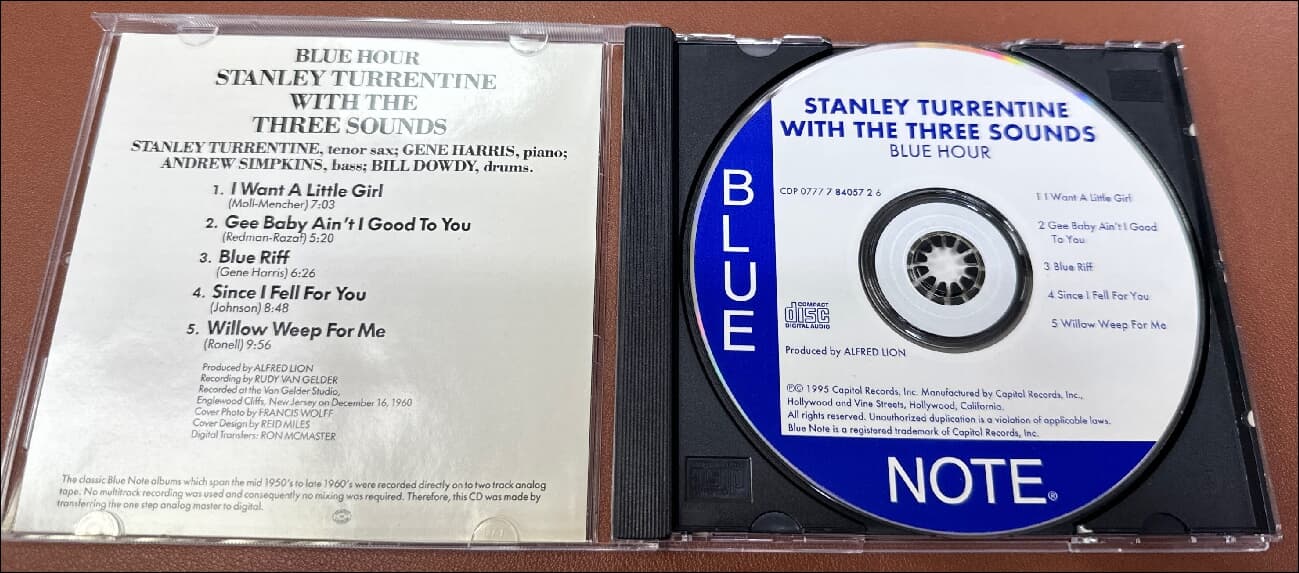 스탠리 튜런틴 (Stanley Turrentine) With The Three Sounds - Blue Hour(US발매)