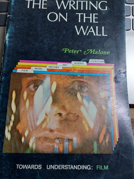 The Writing on the Wall Peter [Malone :Toward Understanding[신국판/42쪽]