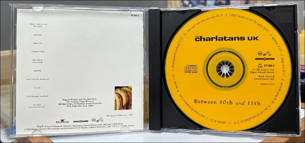 샬라탄스 (The Charlatans) UK - Between 10th And 11th(US발매)