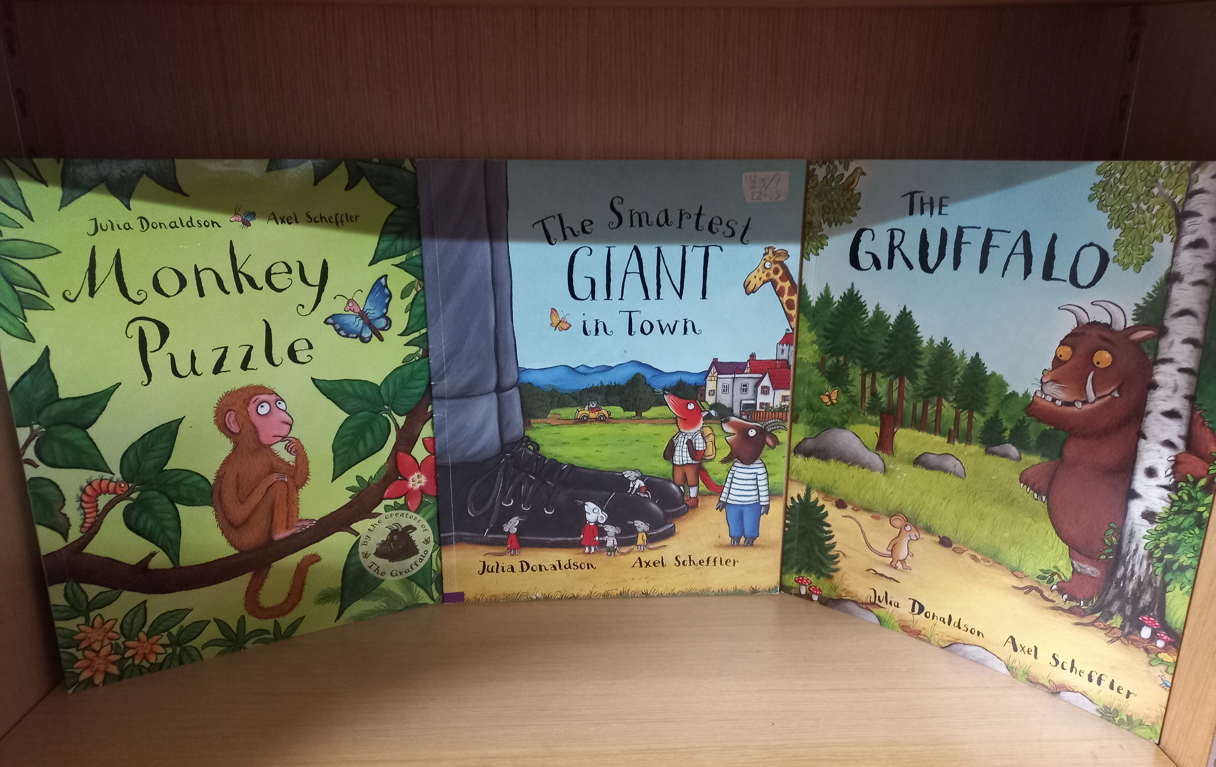 줄리아 도널드슨10종 (The Snail and the Whale,The Spiffiest Giant in Town,The Gruffalo,Monkey Puzzle ,Let's Read! Tyrannosaurus Drip 등)
