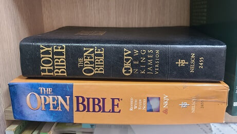 Holy Bible : The Open Bible,  King James Version