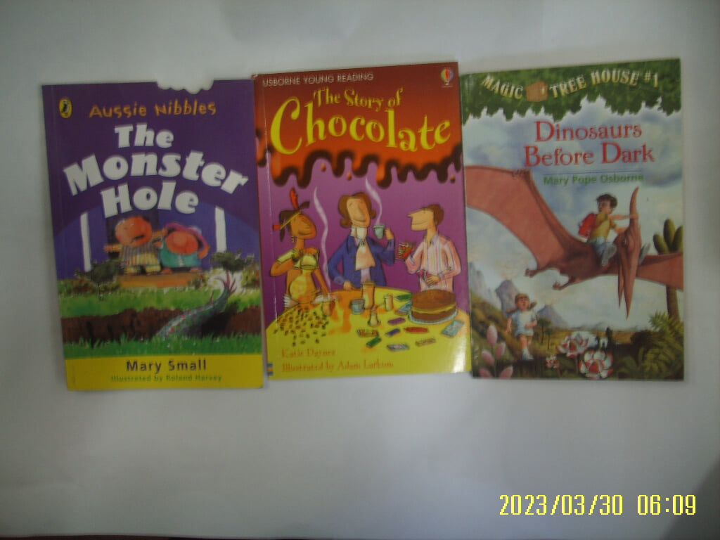 Puffin 외 3권/ The Monster Hole. The Story of Chocolate. Dinosaurs Before Dark -사진.꼭상세란참조