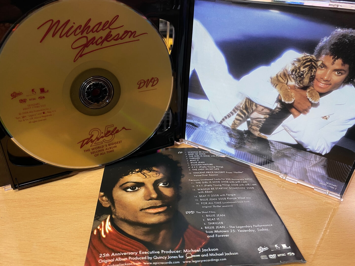마이클 잭슨 - Michael Jackson - Thriller 25 2Cds [1CD+1DVD]