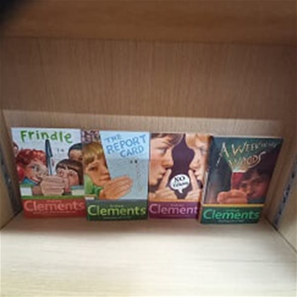 andrew clements 8권세트 (frindle, no talking, the report card, the landry news 등)