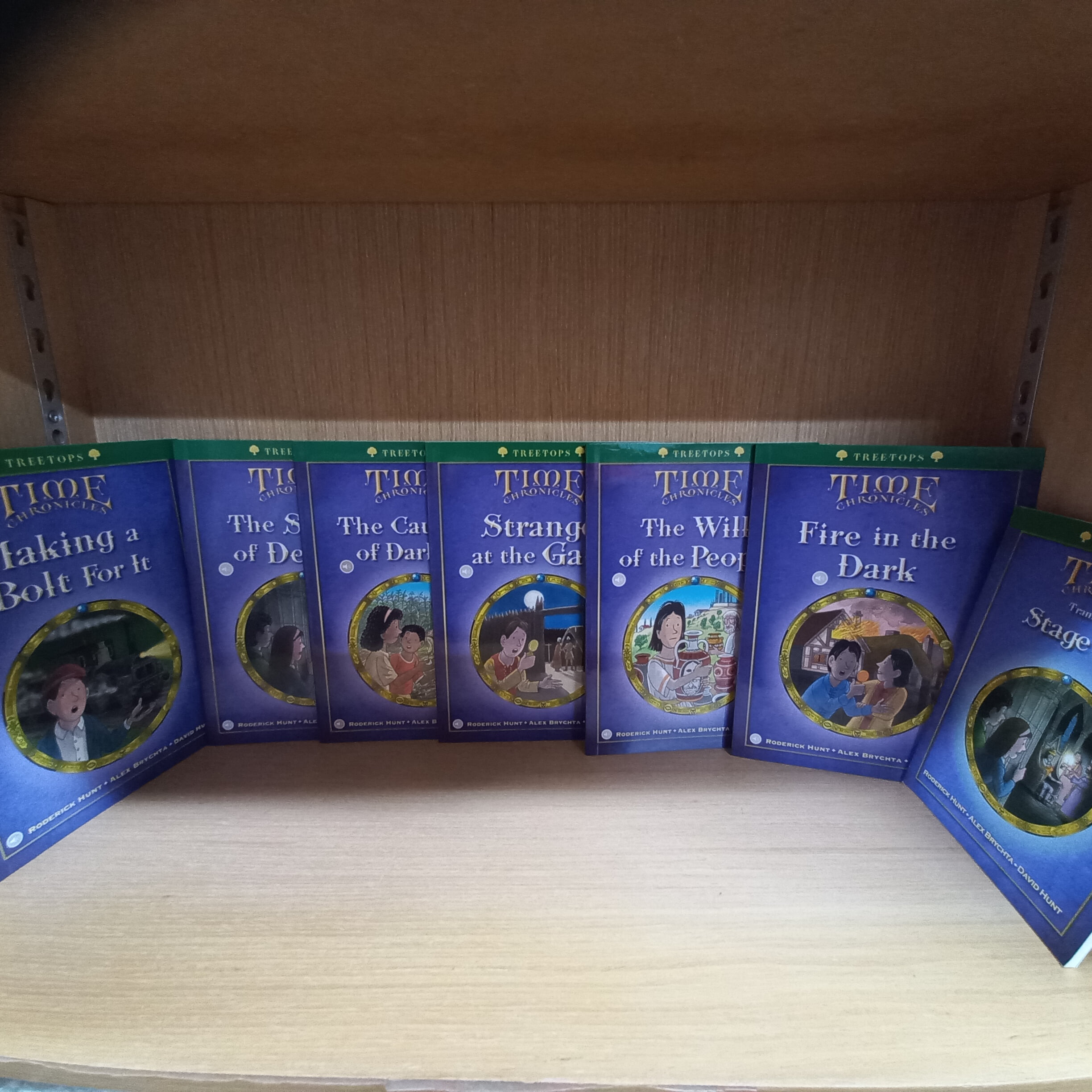 Oxford Reading Tree : Stage 10+ ~ 12+ TreeTops Time Chronicles (Storybook Paperback 18권 )  +가이드3