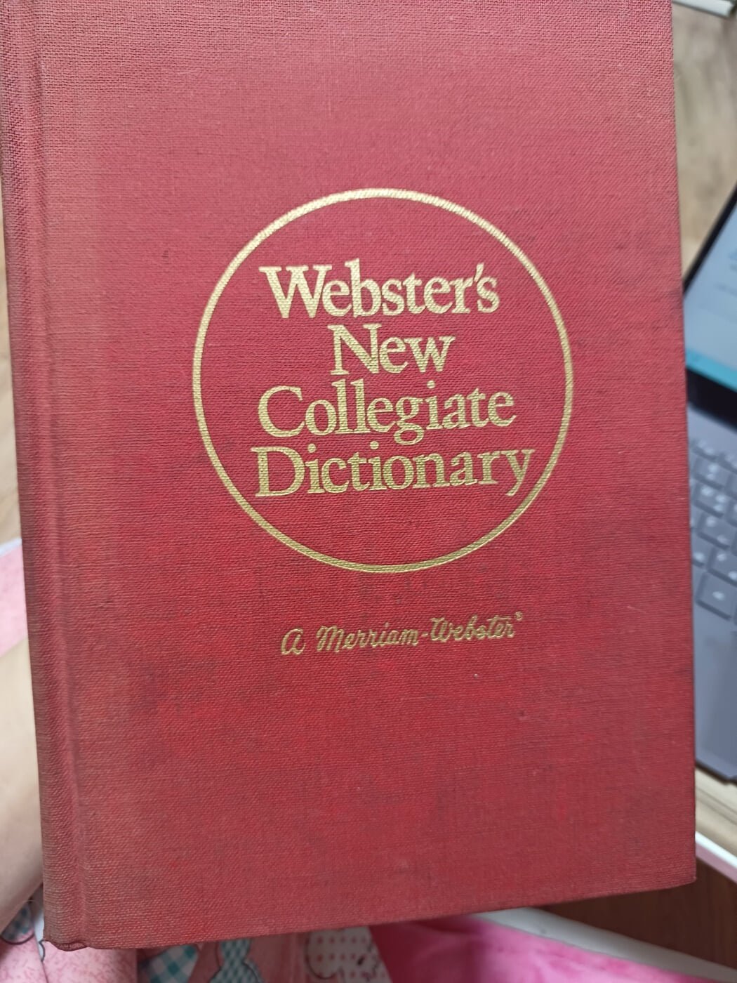 webster's new collegiate dictionary