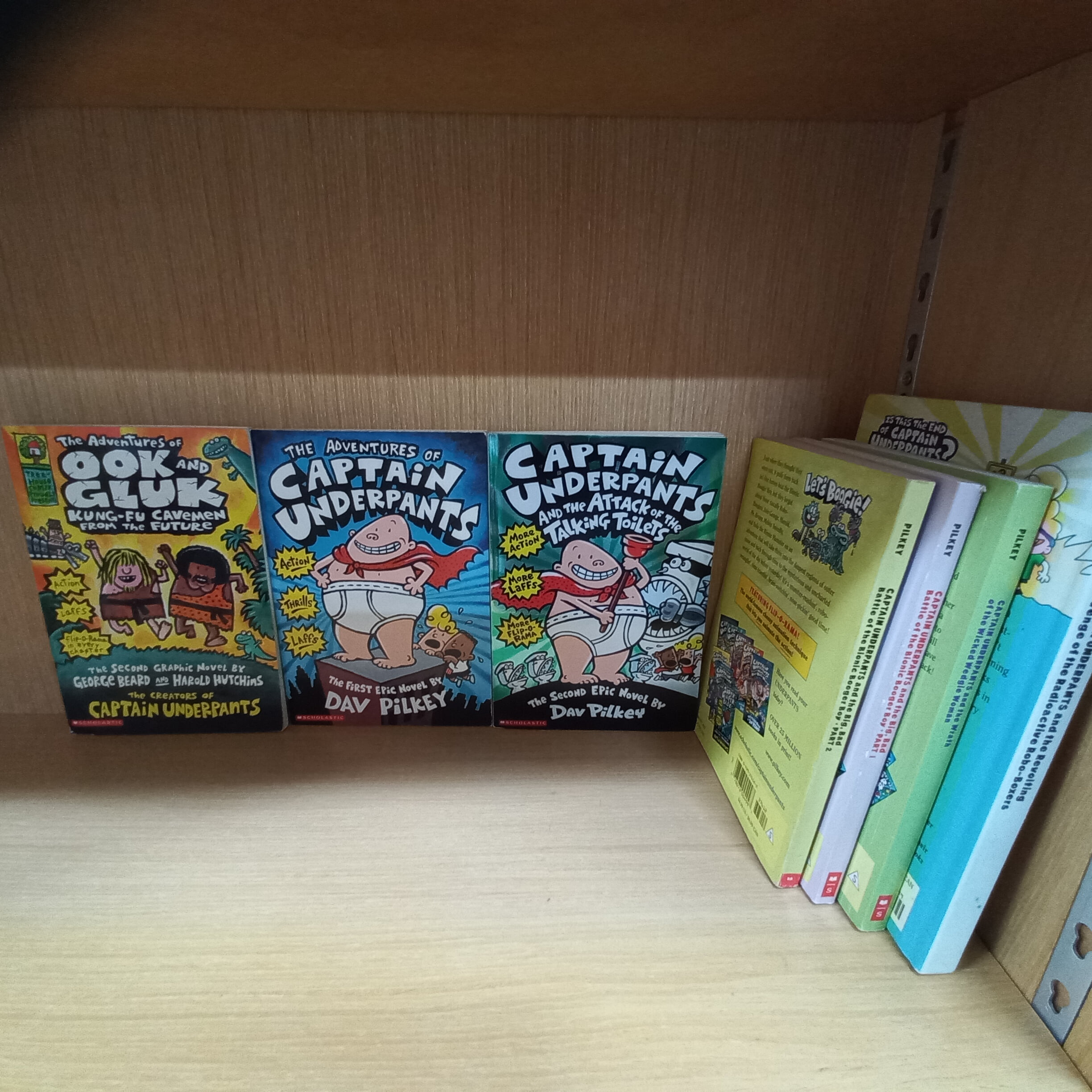 Captain Underpants  (캡틴 언더 팬츠 )7권세트