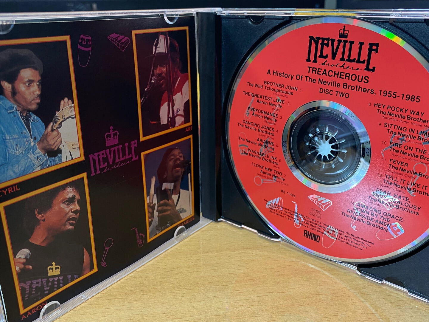 네빌 브라더스 - The Neville Brothers - Treacherous A History Of The Neville Brothers (1955 -1985) 2Cds [U.S발매] 