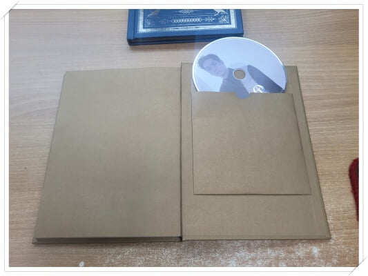 뉴이스트 - 미니 6집 Happily Ever After [버전 4종 중 2 종발송].cd + 포토북.