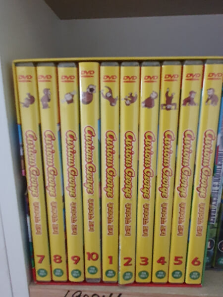 큐리어스 조지 Curious George 1집 20Disc (DVD10장 + CD10장)