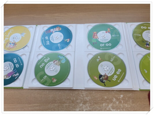 한국몬테소리 빅영어 audio cd 1~8 세트.cd만 있음.