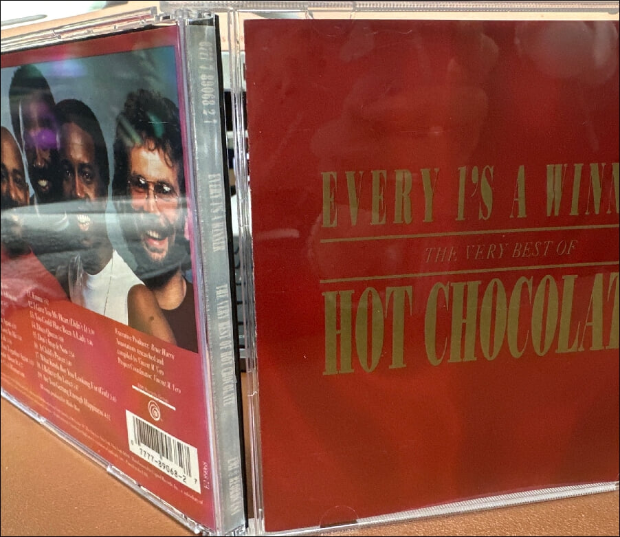 핫 초콜릿 (Hot Chocolate) - Every (US발매)