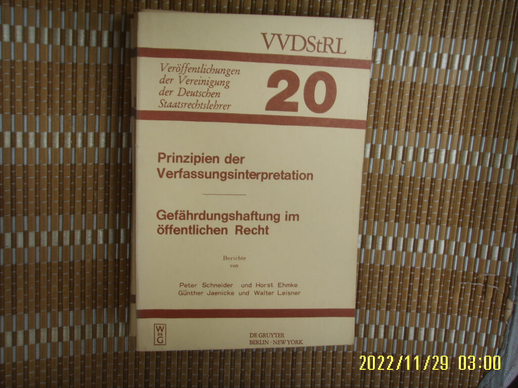 Walter de Gruyter. Berlin 외국판 / VVDStRL 20 Veroffentlichungen der Vereinigung der Deutschen ...-사진.꼭 상세란참조