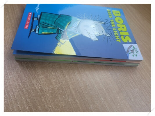 앤드루 조이너의 Boris 2~4.3권 세트(4권중 1권 없음 3권).2 Boris Gets a Lizard.3 Boris for the Win.출판사 Scholastic.