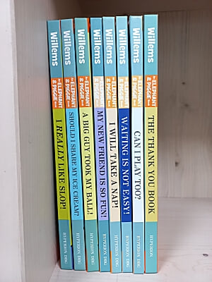 An Elephant and Piggie Book [8권] The Thank You Book/I Really Like Slop!/Should I Share My Ice Cream?/A Big Guy Took My Ball!/My New Friend Is So Fun!/I Will Take a Nap!/Waiting Is Not Easy!/Can I Pla