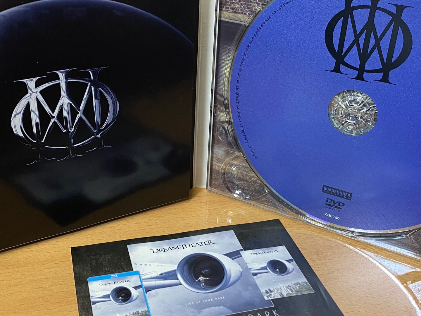 드림 시어터 - Dream Theater - Dream Theater 2Cds [1CD+1DVD] [디지팩]