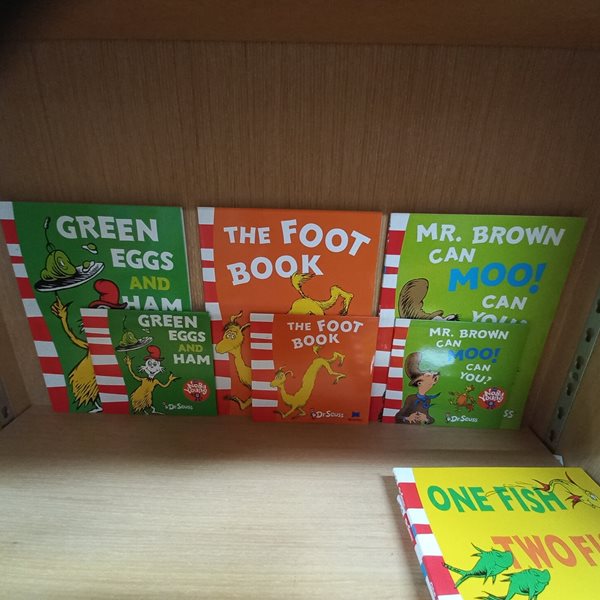 닥터수스 Dr.Seuss 6종 (one fish two fish red fish blue fish,hop on pop,the foot book,green eggs abd ham 등)